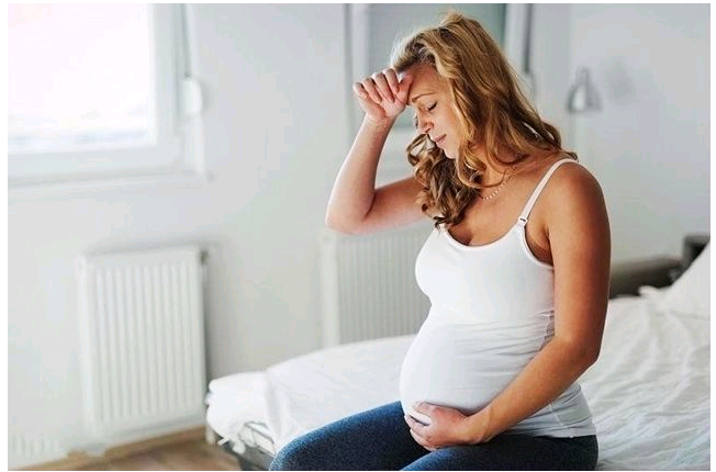卵巢早衰有两个窦卵泡还能怀孕吗&子宫畸形怀孕的风险,三个月宝宝淋雨后要做