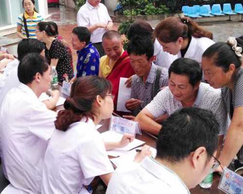 40岁做试管婴儿的顾虑与生育选择：警惕过度进补对孕育的影响